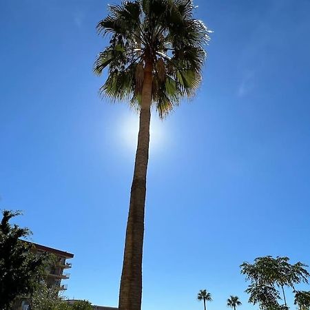 Estudio Aguila Con Vistas Al Mar Benalmádena Esterno foto