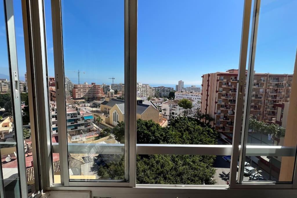 Estudio Aguila Con Vistas Al Mar Benalmádena Esterno foto